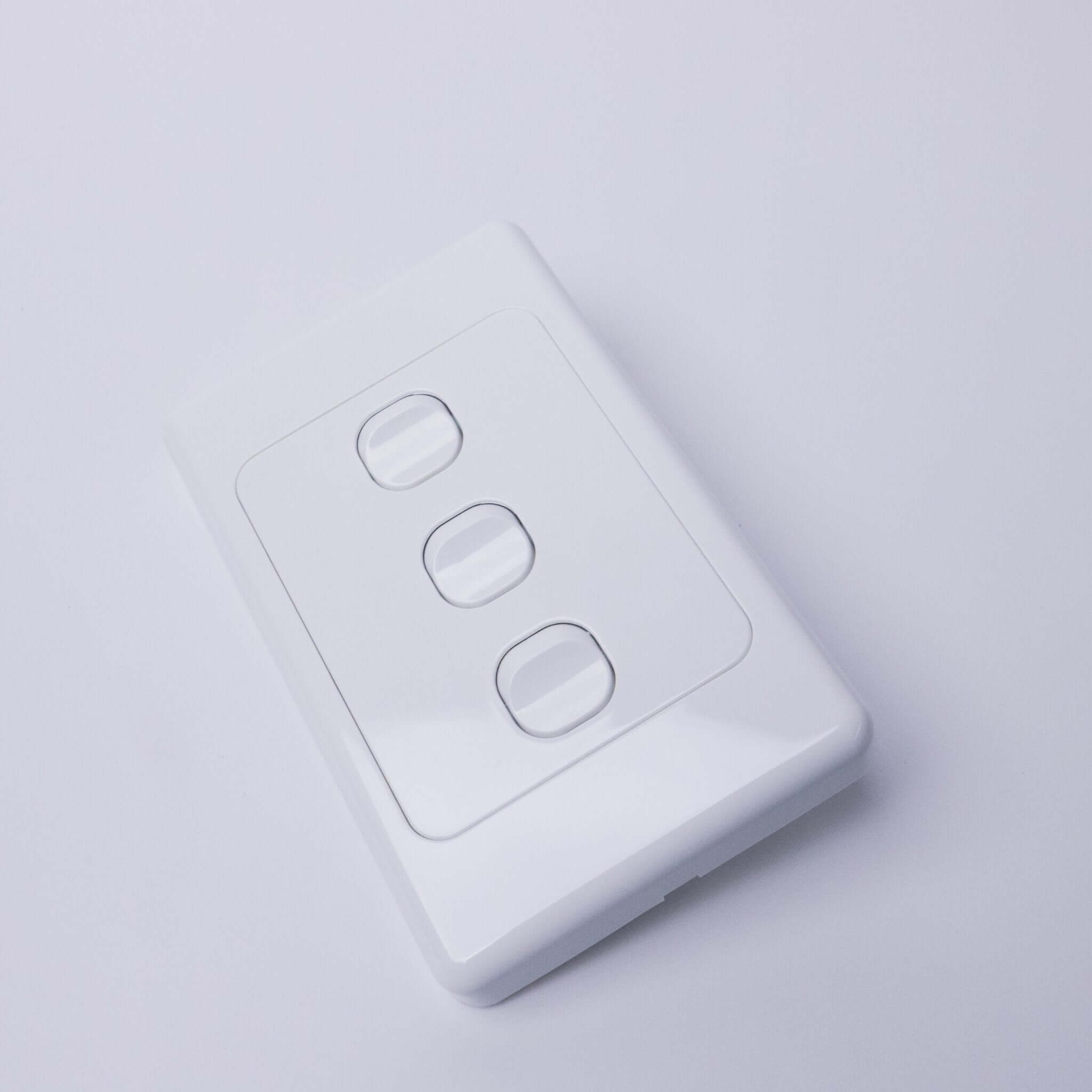 3-Gang Slim Line Switch Plate - White - RV Essentials Australia